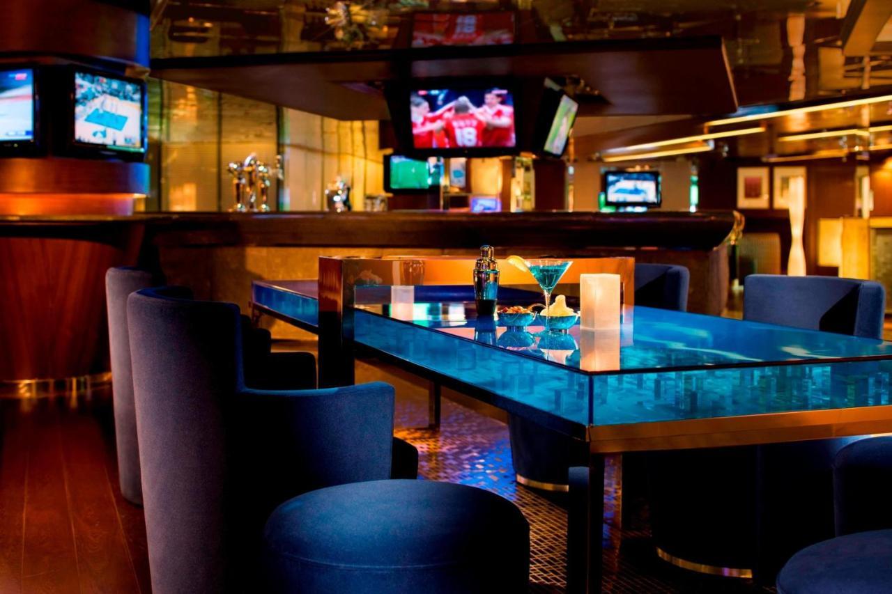 Hong Kong Skycity Marriott Hotel Εστιατόριο φωτογραφία The Sports Bar